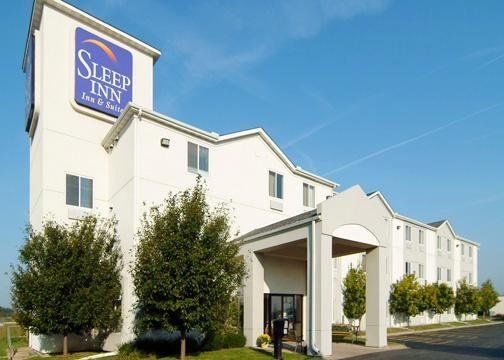 Hotel Sleep & - Quad Cities Davenport
