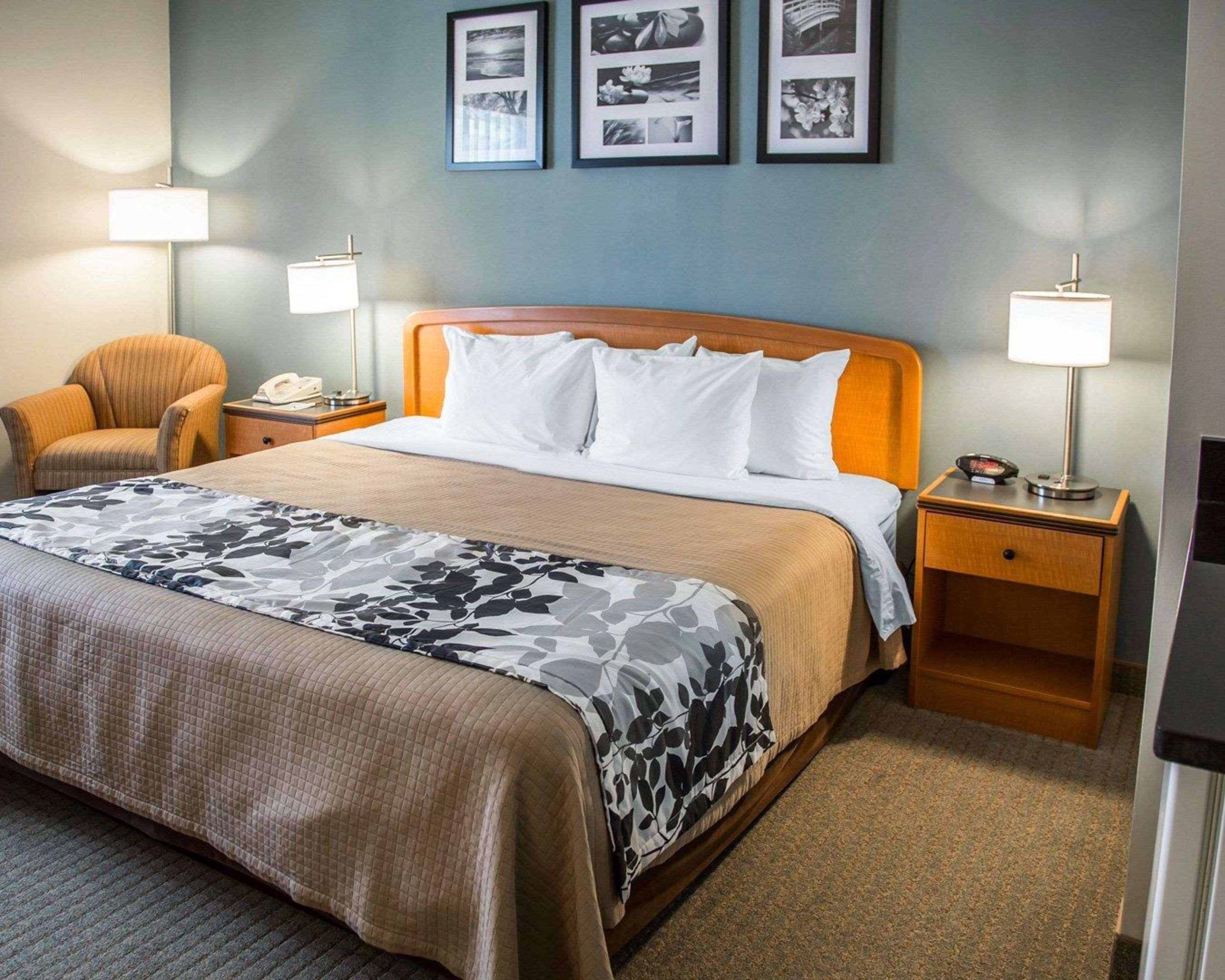Sleep & - Quad Cities 3*