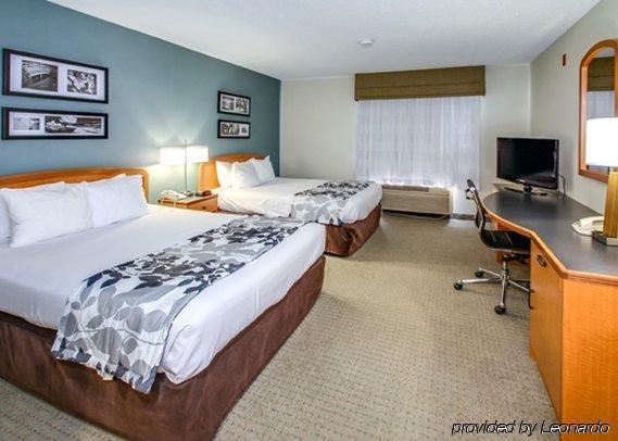 Sleep & - Quad Cities Hotel 3*