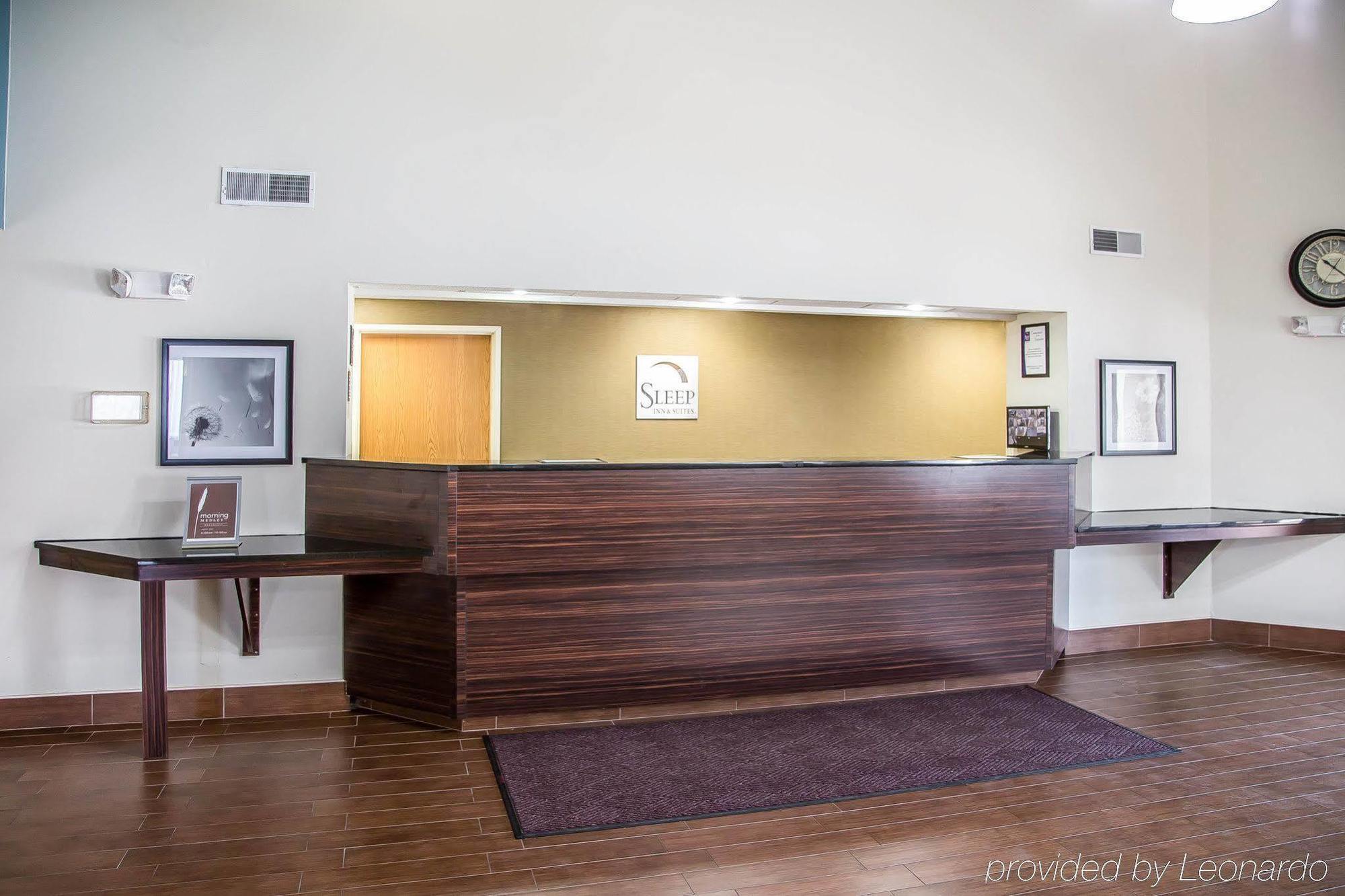 Sleep & - Quad Cities Hotel 3*